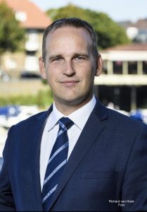 https://hoekschewaard.pvda.nl/nieuws/voorgedragen-als-eerste-kroonbenoemde-burgemeester-van-de-hoeksche-waard/
